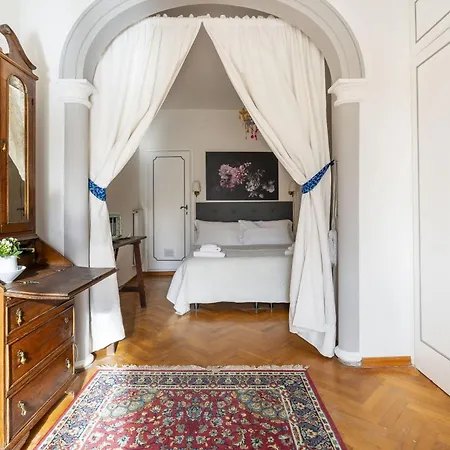 Acciaiuoli 18 Apartment Florence