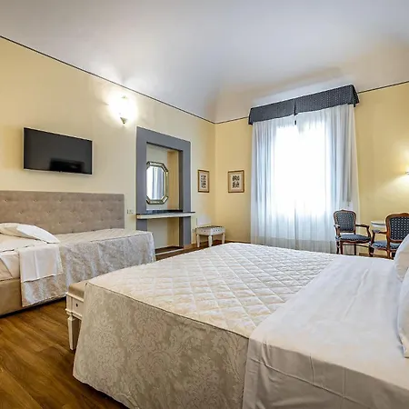 Alessandra Hotel 2*