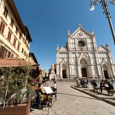 Residenza Santa Croce Apartment *