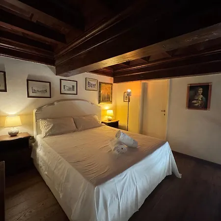 Brunelleschi - 14th Century Just 120 Steps From Cathedral - Intero * Florence
