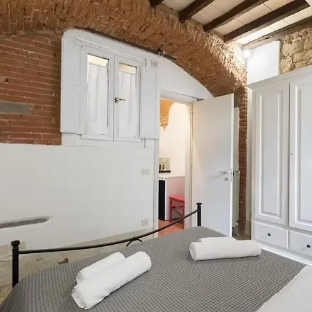 Keys Of Italy - F2 -2bedroom By Santa Croce Apartment Florenz