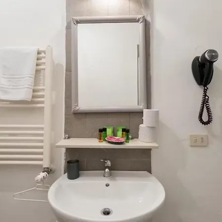 Apartment Keys Of Italy - F2 -2bedroom By Santa Croce Florenz