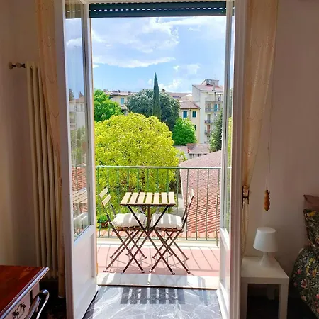 Casa Elena In *