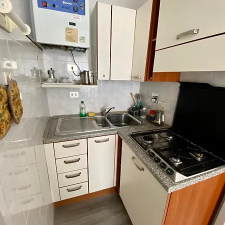 Via Delle Ghiacciaie House Apartment