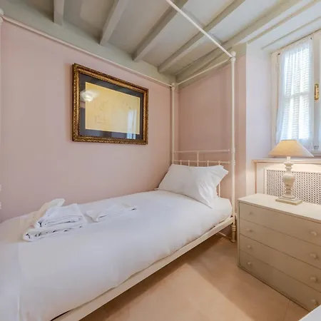 Apartment Palazzo Bartolommei Dimora Storica Centralissima *