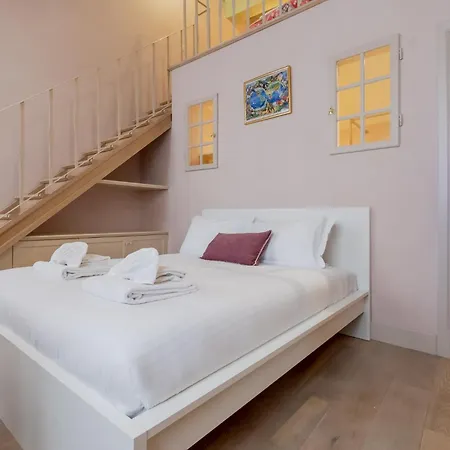 Apartment Palazzo Bartolommei Dimora Storica Centralissima