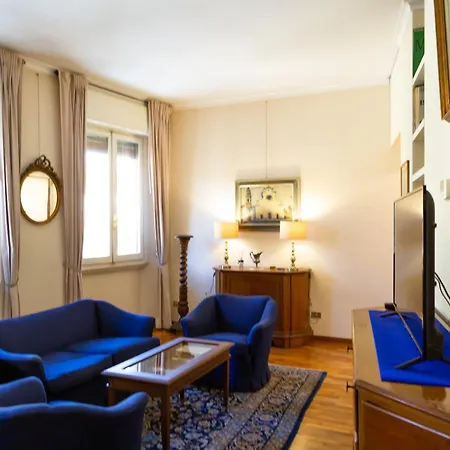 Florence Prestige Nel Heart Of Ponte Vecchio Villa *