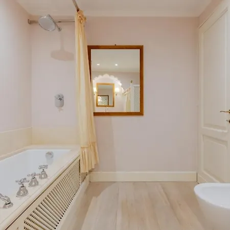 Palazzo Bartolommei Dimora Storica Centralissima Apartment *