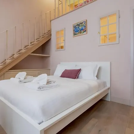 Apartment Palazzo Bartolommei Dimora Storica Centralissima