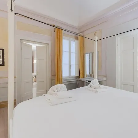 Apartment Palazzo Bartolommei Dimora Storica Centralissima