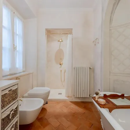 Apartment Palazzo Bartolommei Dimora Storica Centralissima