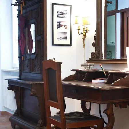 Elegant 300m From Old Town Center Apartamento *
