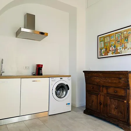 Poggi 7 * Florence