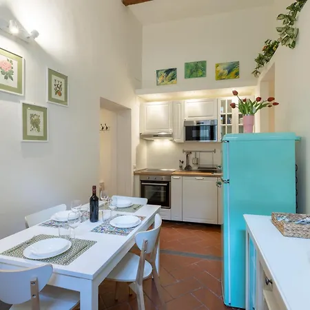 Pitti Family In Apartamento Florencia