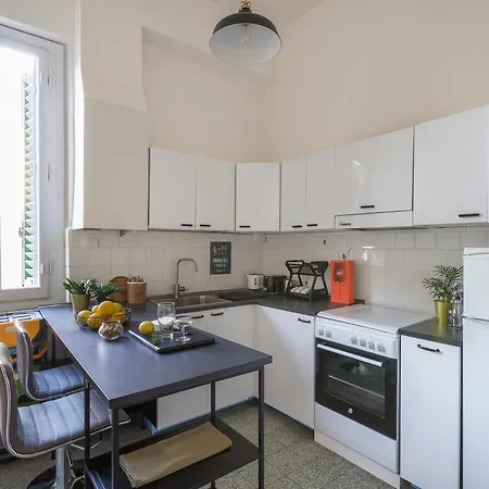 Casa Gin Tonic Apartment *