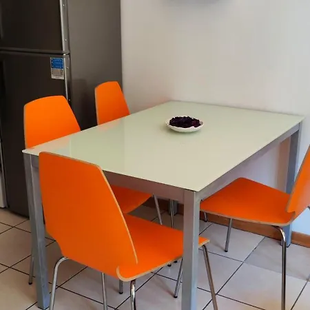 Apartman Gemme Fiorentine In Front Of The Train Station 5 Minutes From The Centre Free Parking Firenze