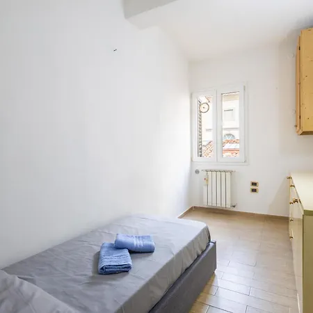 Apartment Borgognissanti