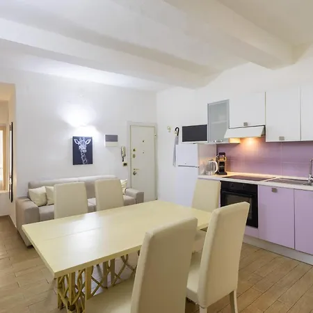 Apartment Borgognissanti