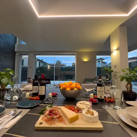 Aria - Settignano Villa Florence