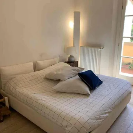 Apartment Piscina, Relax E Arte