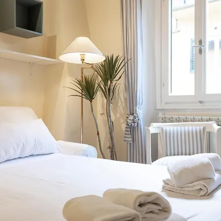 Apartment Sweet House In Petrarca Street