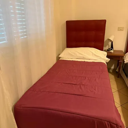 Simple Apartment *