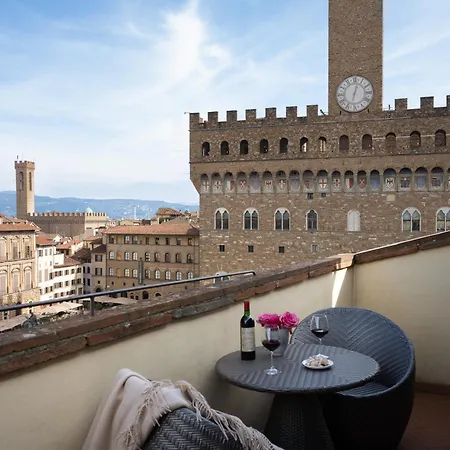 Relais Piazza Signoria Apart Otel 3*