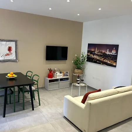 Apartment Casa Di Giotto- Firenze- Spaziosa- Vicina Al Centro Florence