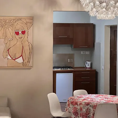 Apartament Coach 10 *