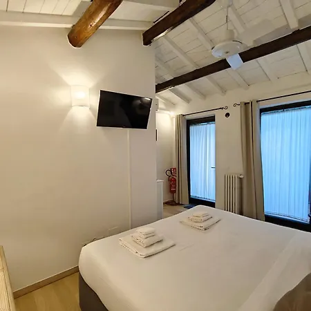 Cortile Santa Monaca Apartment