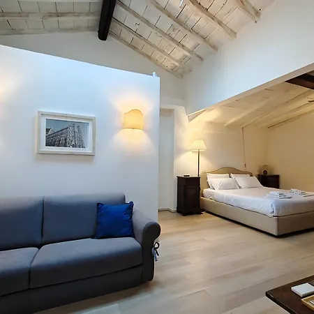 Apartment Cortile Santa Monaca *