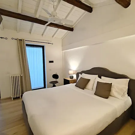 Cortile Santa Monaca Apartment *