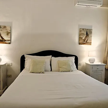 Cortile Santa Monaca Apartment