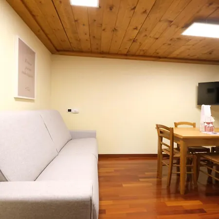 Wine Barbaresco Apartment *