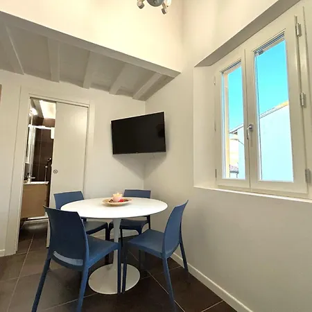 Apartamento Purple Lily