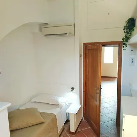 Confort E Stile A San Frediano Florence