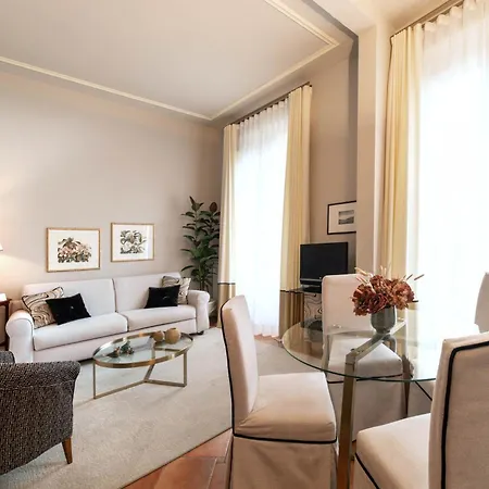 Palazzo Alfani - Residenza D'epoca Aparthotel