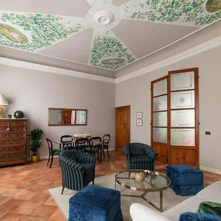 Palazzo Alfani - Residenza D'epoca 3*
