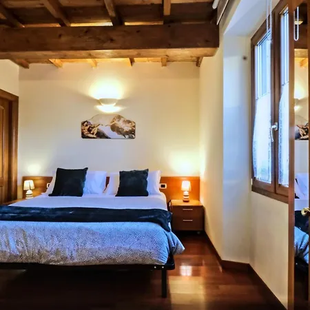 Wine Barbaresco Apartment Florence