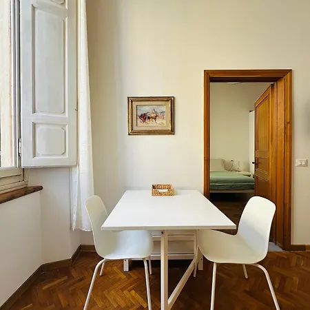 Apartment Poggi 7 *