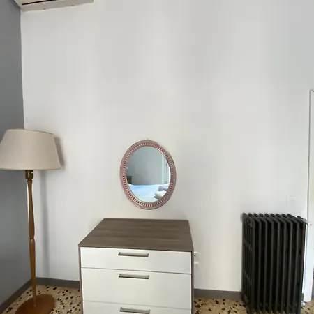 Florentia House Apartment *