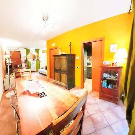 Apartment House Nubia, San Frediano, Near Ponte Vecchio, With Free Private Parking Lot