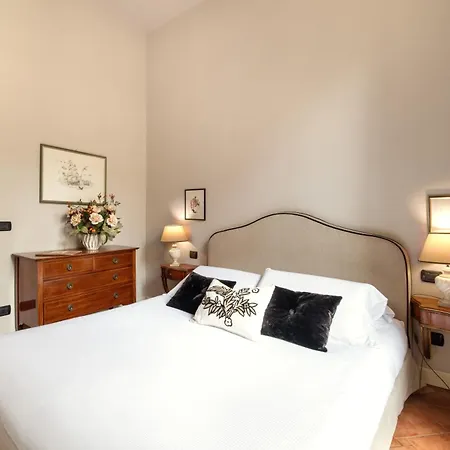 Palazzo Alfani - Residenza D'epoca Aparthotel 3*