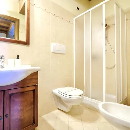 Apartment Wine Barbaresco Florence