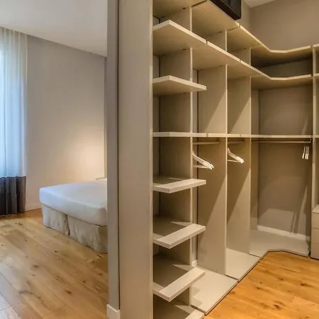 The Charme Of Santa Croce Apartment *