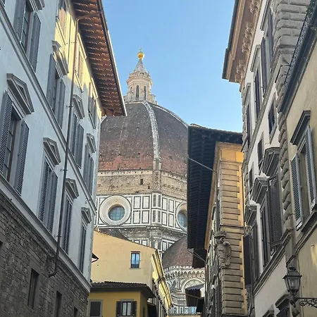 Brunelleschi - 14th Century Just 120 Steps From Cathedral - Intero Apartment *