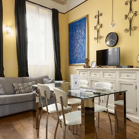 Unyca - The Very Heart Of Apartment *
