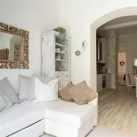 Stylish 2 Bedroom Flat - Garden Διαμέρισμα