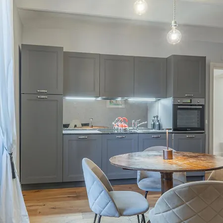 Apartamento Nel Centro Di Sul Fiume Arno *