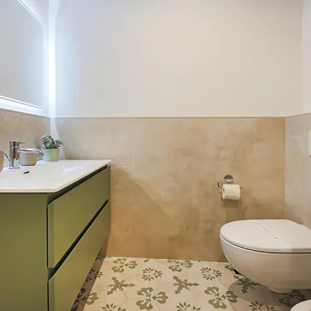 - Matilda's Dream With Balcony Florence